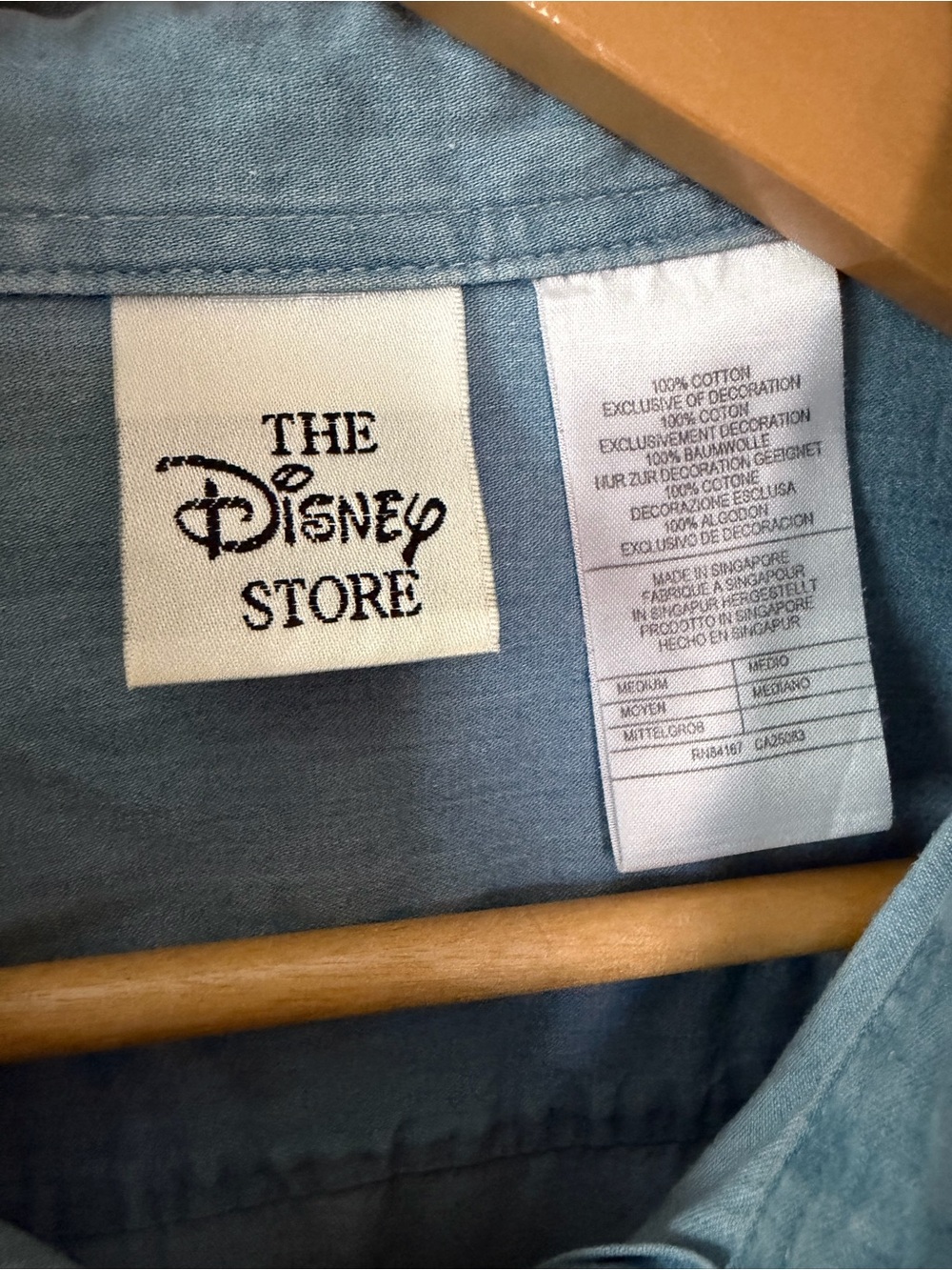 Vintage 90s Disney chambray womens button down Winnie the Pooh Embroidered Shirt - Picture 2 of 6